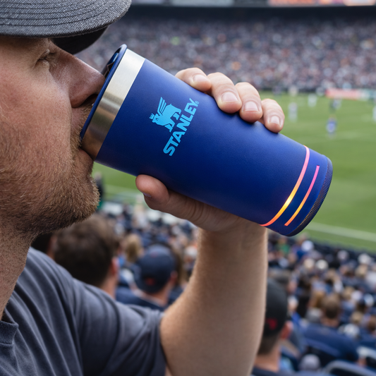 Termo Con Bocina Y Destapador Bebida Fría/Caliente 473ml